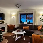 Furnished Chalet In Saalbach Hinterglemm Near Ski Lift *
