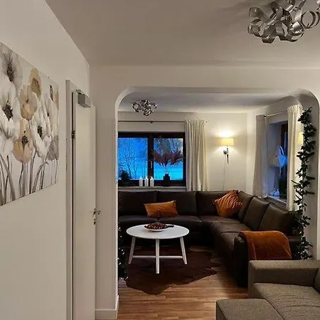 Furnished Chalet In Hinterglemm Near Lift