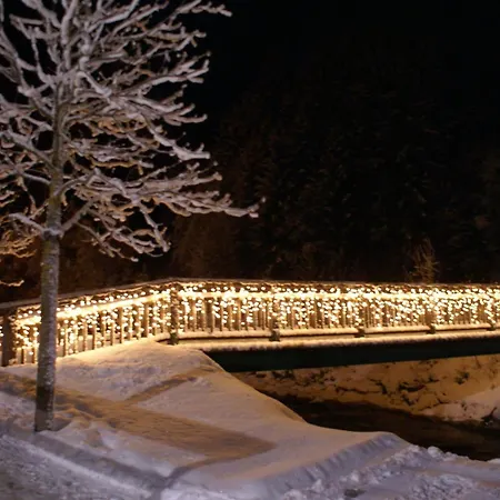 Furnished Chalet In Hinterglemm Near Lift *