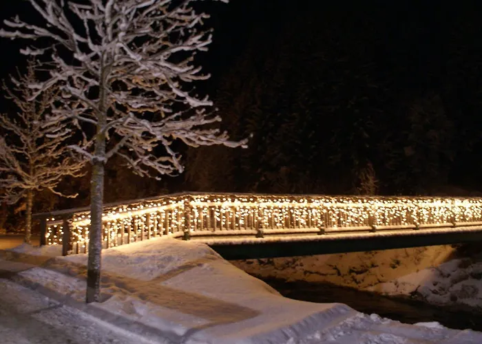 Furnished Chalet In Hinterglemm Near Lift *